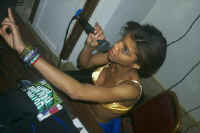 P0002498.jpg (36614 bytes)