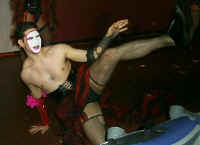 P0002872.jpg (32705 bytes)