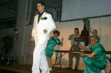 P0002295.jpg (40245 bytes)