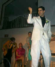 P0002303.jpg (27373 bytes)