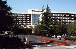 BA046.jpg (57955 bytes)