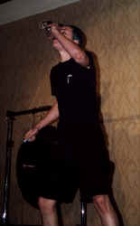 GS006.jpg (22808 bytes)