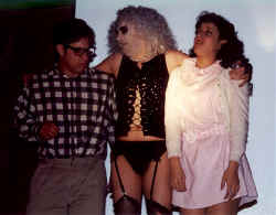 SF003.jpg (48650 bytes)