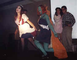 SF021.jpg (30748 bytes)