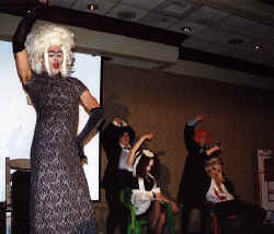 WUT08.jpg (44666 bytes)