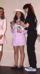 d15-15.jpg (43367 bytes)