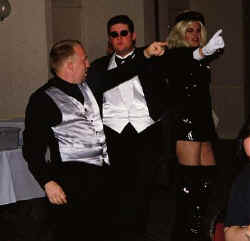 D03-01.JPG (18939 bytes)