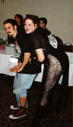 D03-08.JPG (34401 bytes)