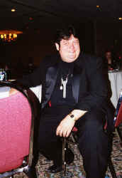 D05-04.JPG (33764 bytes)