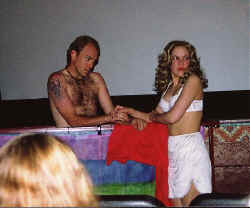 D28-10.JPG (40538 bytes)