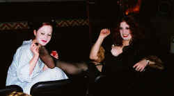 D28-14.JPG (31247 bytes)