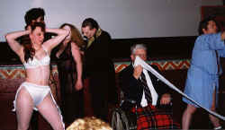 D28-22.JPG (62824 bytes)