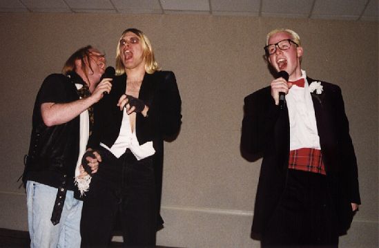 d17-17.jpg (26625 bytes)