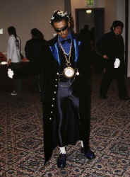 d16-22.jpg (38031 bytes)