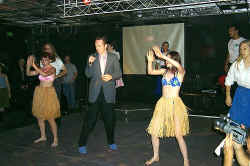 P0000184.jpg (43977 bytes)