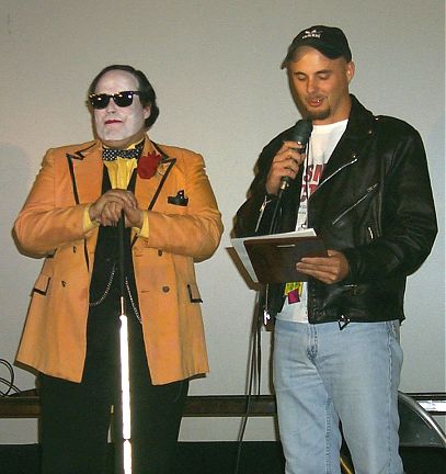 P0000283.jpg (33754 bytes)