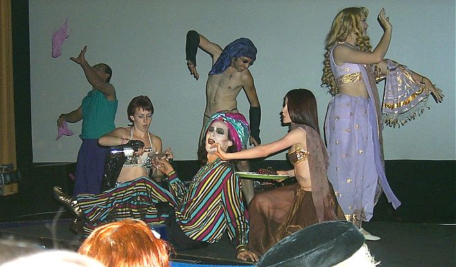 P0000403.jpg (62591 bytes)