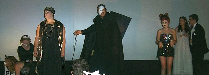 P0000416.jpg (28829 bytes)