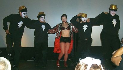 P0000482.jpg (19396 bytes)