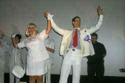 P0000312.jpg (34336 bytes)