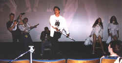 TC-06-11.jpg (28969 bytes)