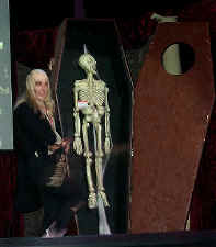 P0002588.jpg (45710 bytes)